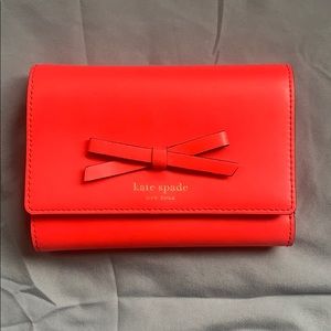 LIKE NEW!! Kate Spade Wallet